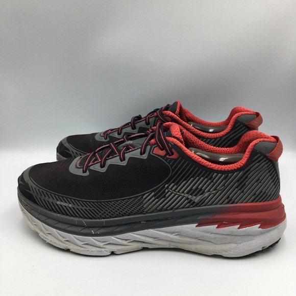 hoka bondi 5 black